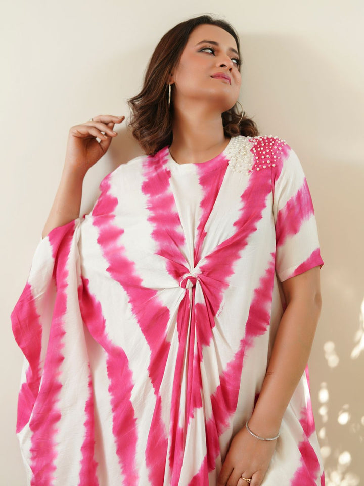 Off-White-&-Pink-Leheriya-Kaftan-With-Pants