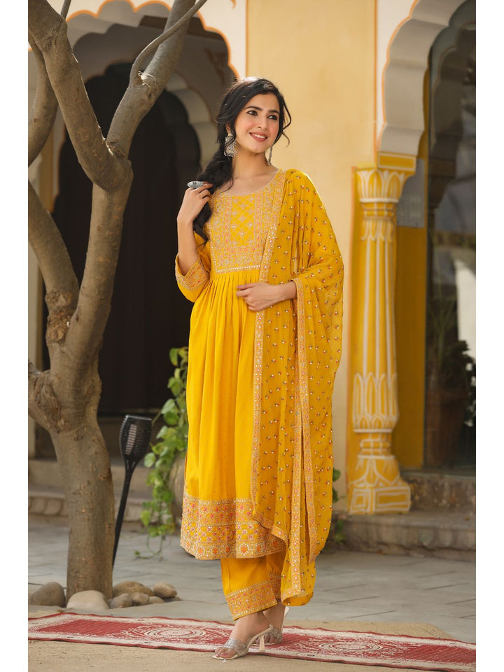 Raatrani Yellow Embroidered Naira Suit Set