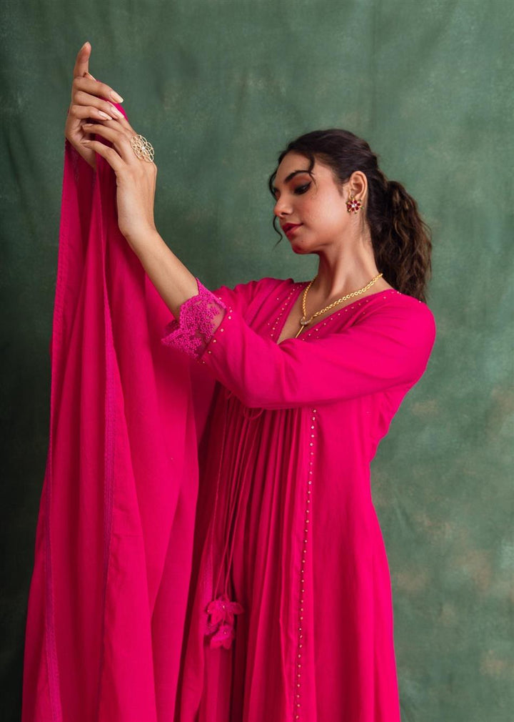 Rangrezee Rani Pink Anarkali Set (Set Of 3)