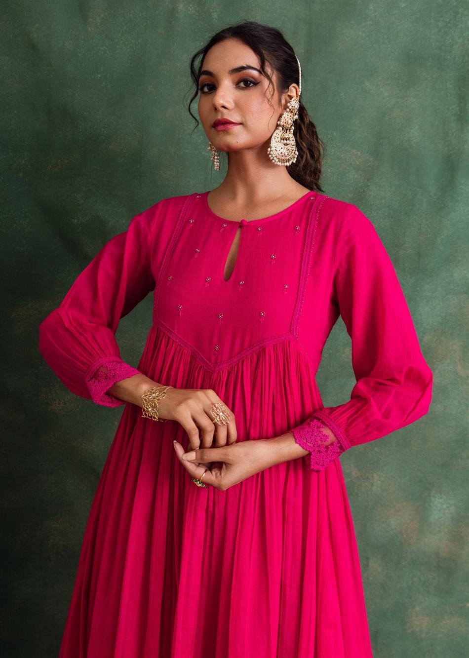 Rangrezee Rani Pink Key Hole Anarkali Set (Set Of 3)
