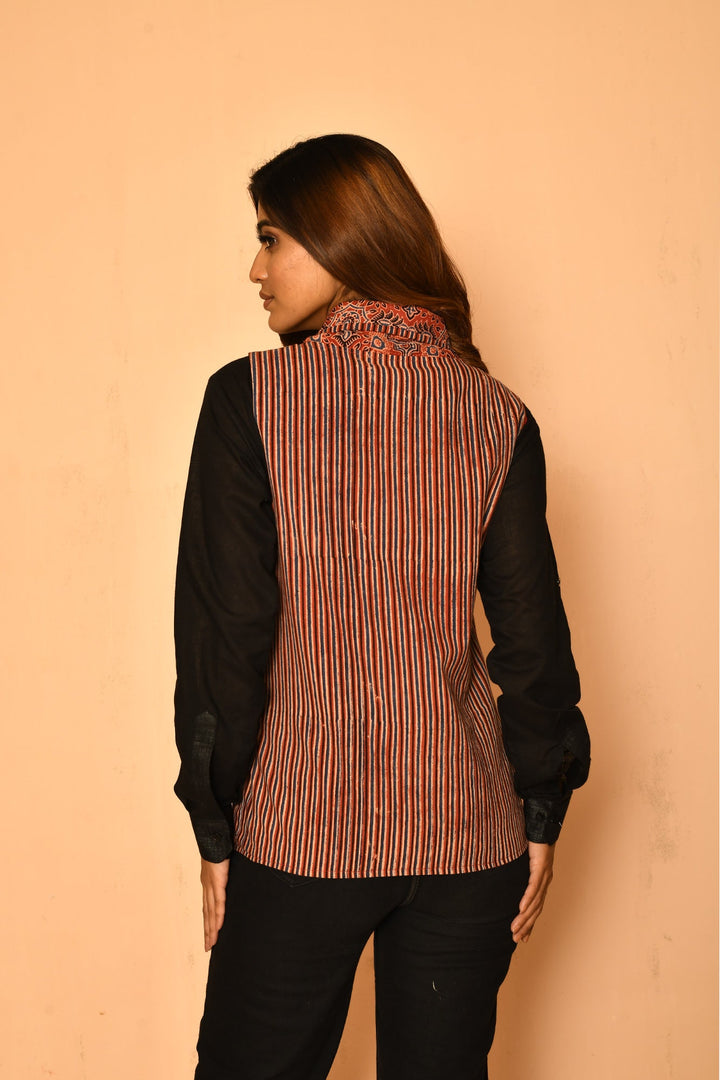 ZERESOUQ-Red-Cotton-Ajrakh-Printed-Shwal-Blazer