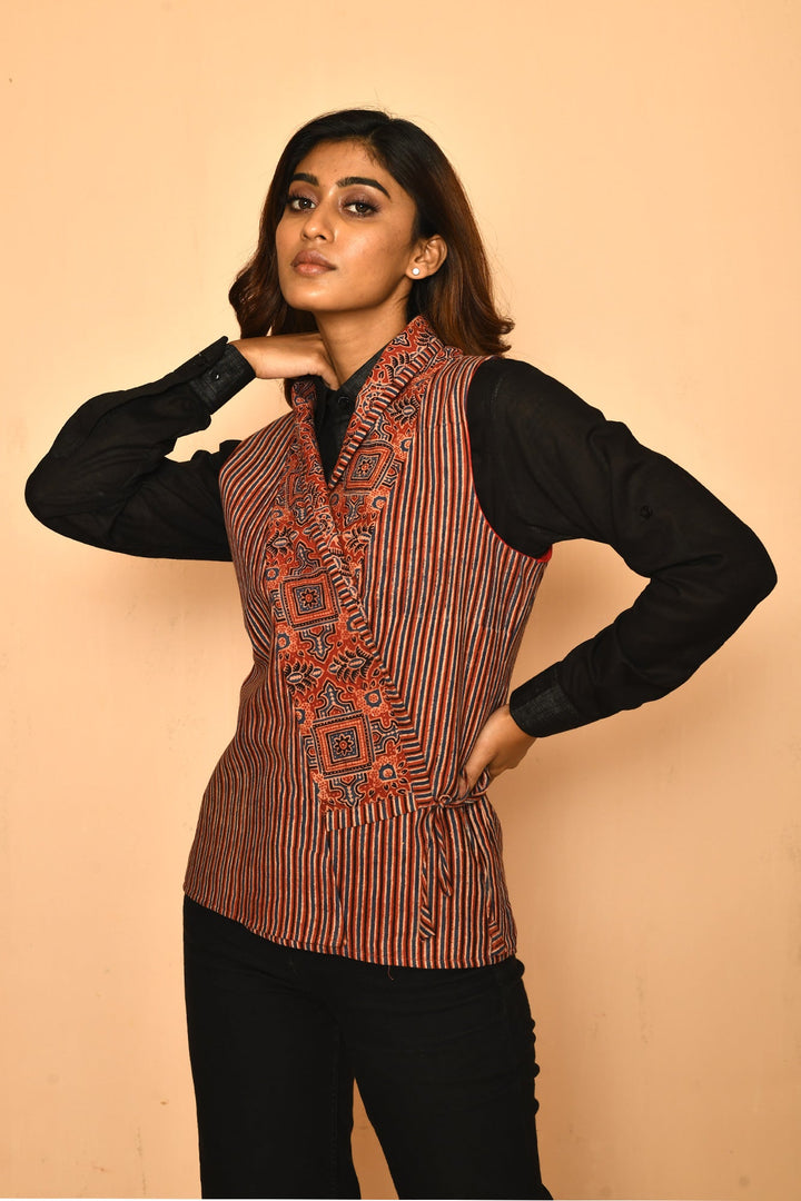 ZERESOUQ-Red-Cotton-Ajrakh-Printed-Shwal-Blazer
