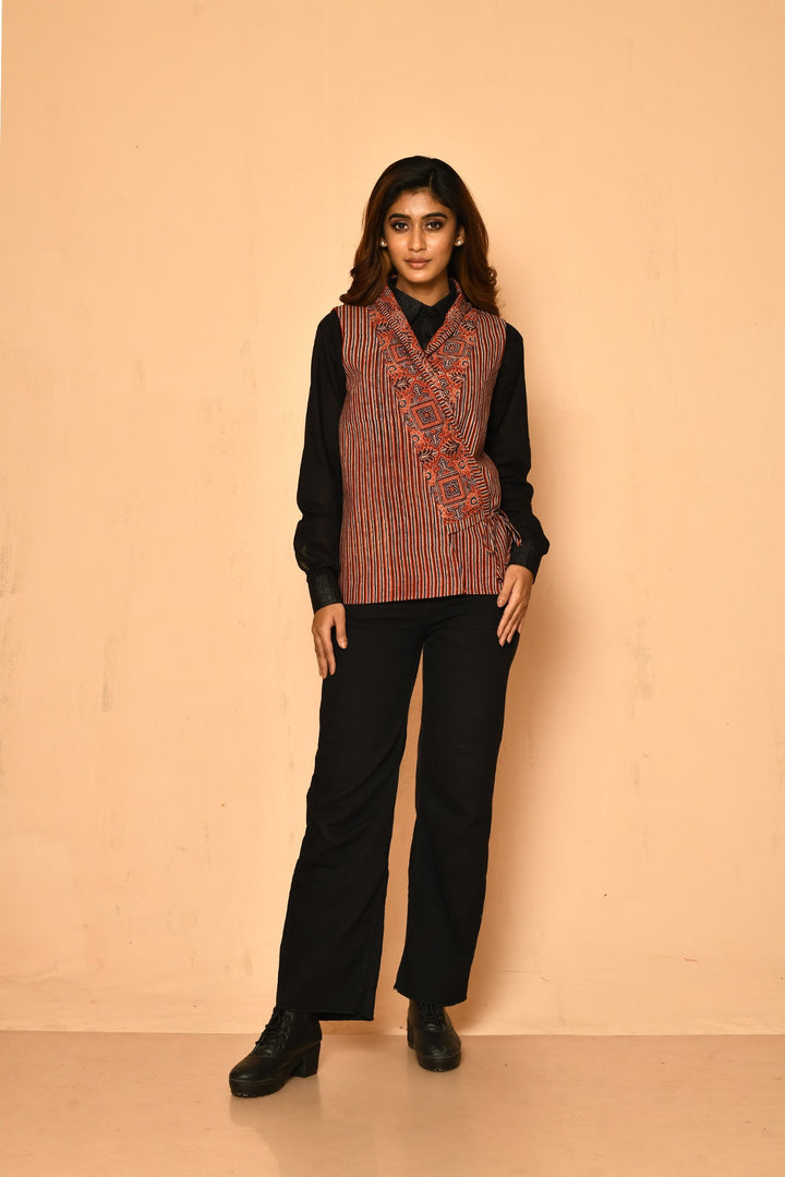 ZERESOUQ-Red-Cotton-Ajrakh-Printed-Shwal-Blazer