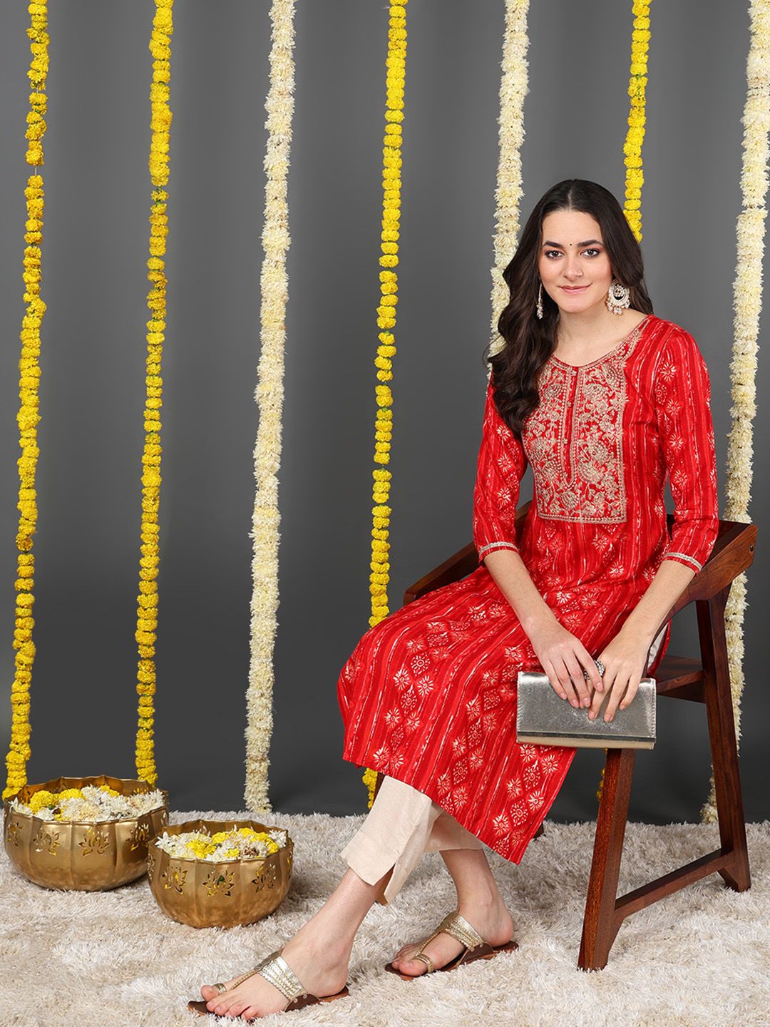 ZERESOUQ-Red-Viscose-Rayon-Ethnic-Motifs-Printed-Straight-Kurta