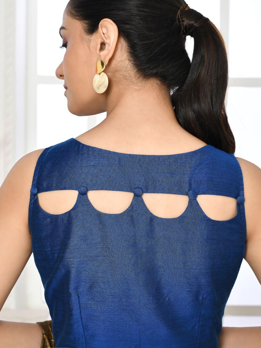ZERESOUQ-Royal-Blue-Elbow-Length-Scallop-Neck-Blouse
