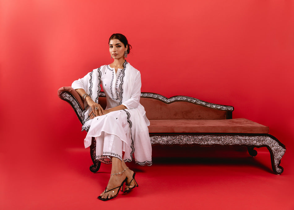 Swan Straight Kurta with Straight Pants & Dupatta