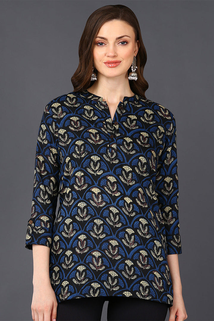 ZERESOUQ-Deep-Blue-&-Grey-Cotton-Blend-Ethnic-Printed-Tunic-Top
