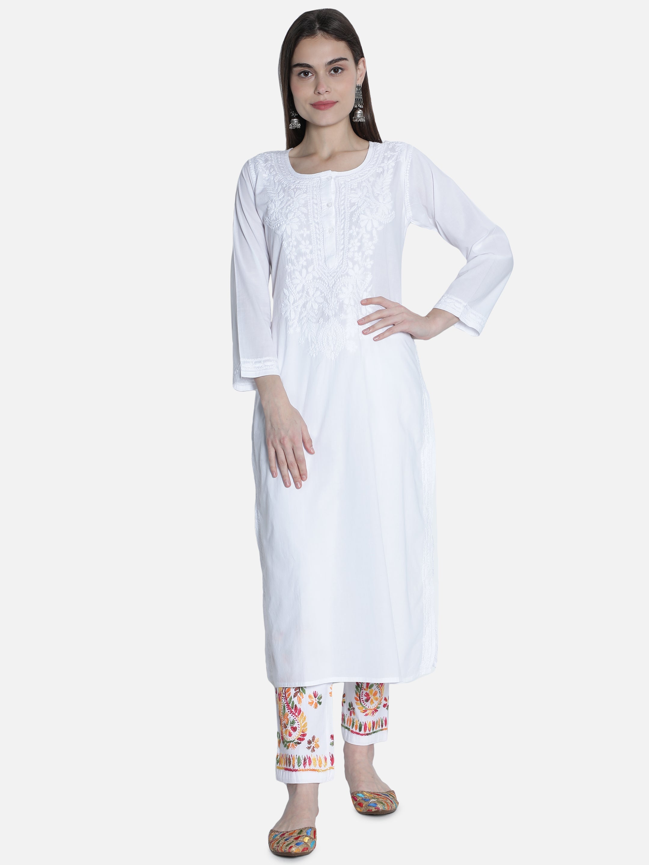 White Chikan Kurta in White Color Threadwork - ZERESOUQ.COM