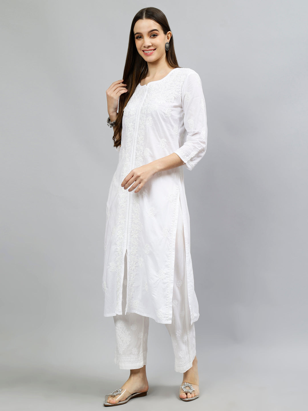 White-Cotton-Hand-Embroidered-Chikankari-Kurti