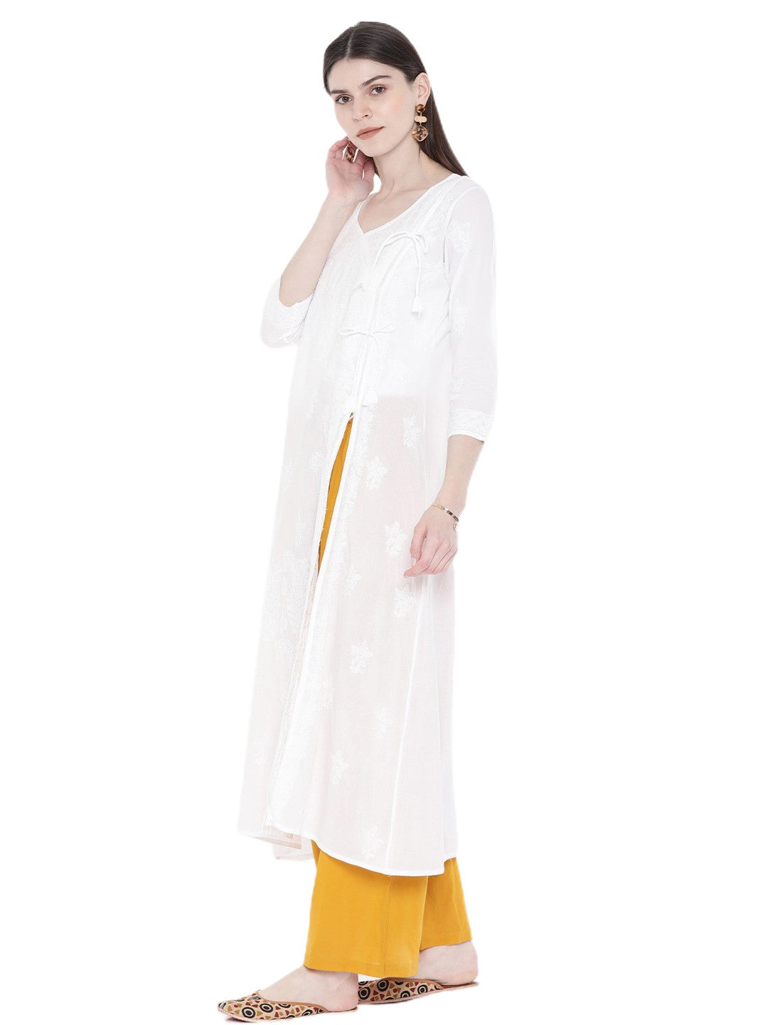 White-Cotton-Lucknowi-Chikan-Kurta