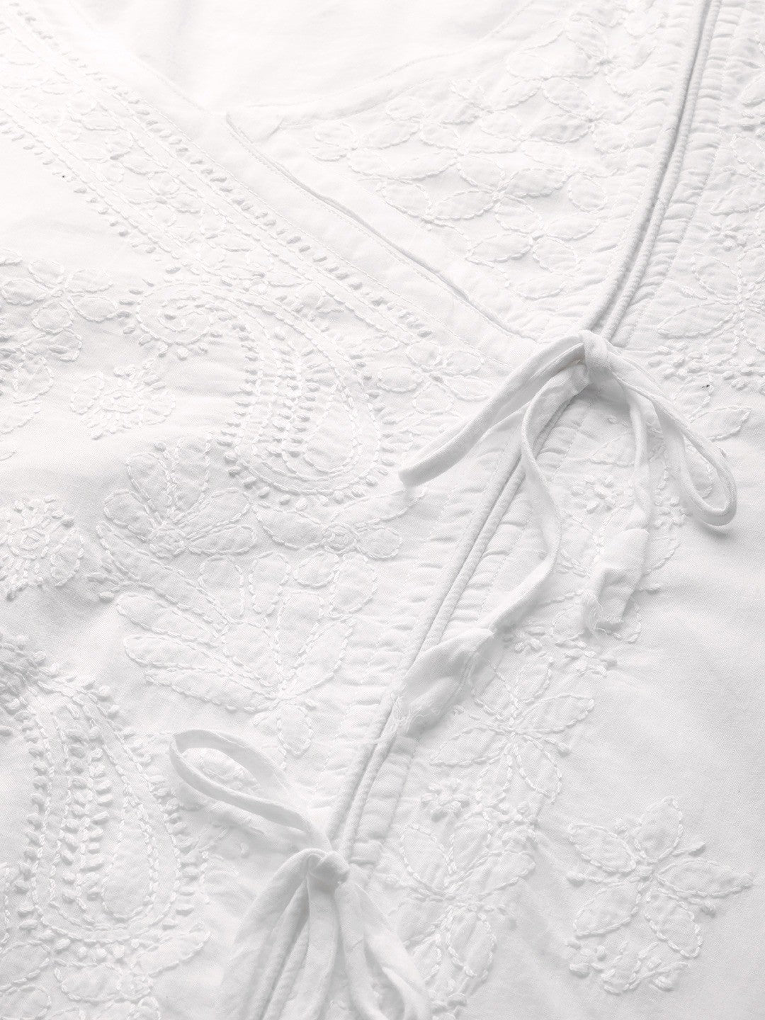 White-Cotton-Lucknowi-Chikan-Kurta
