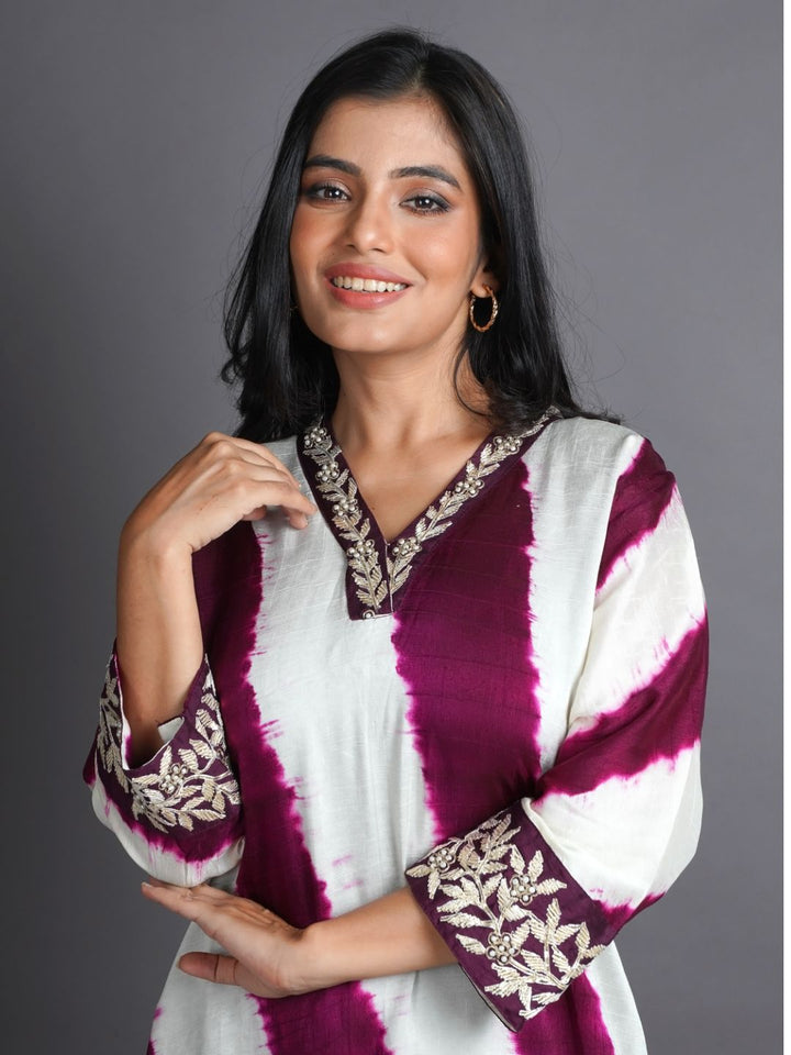 Wine-&-White-Leheriya-Silk-Kurta-With-Pants