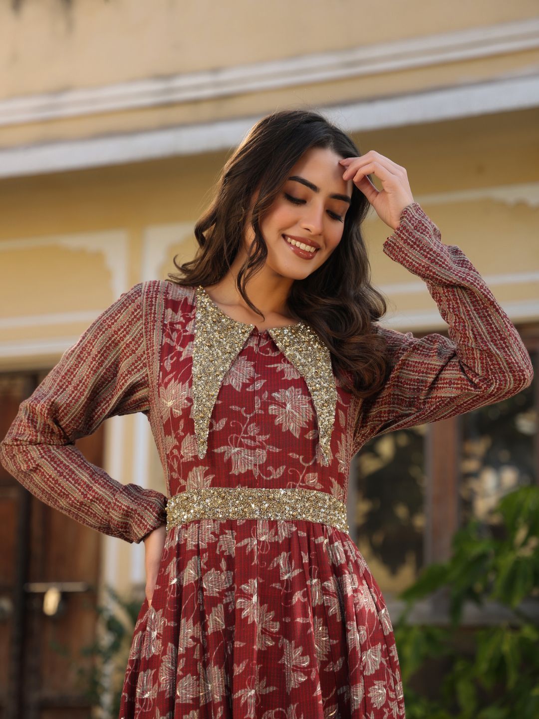 Zynah-Maroon-Capsule-Rayon-Printed-Gown