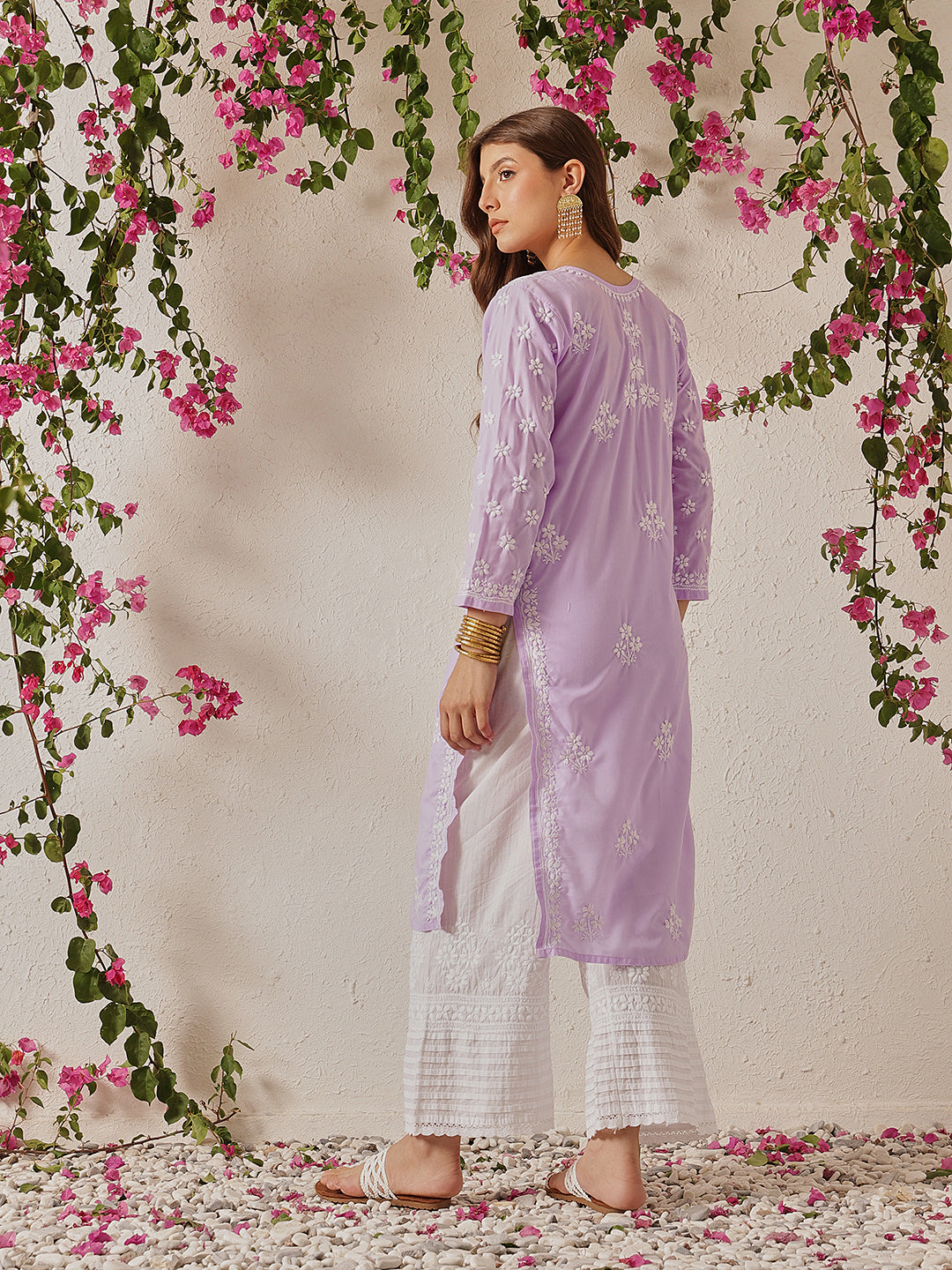 Lavender & White Cotton Floral Notch Neck Chikankari Kurta