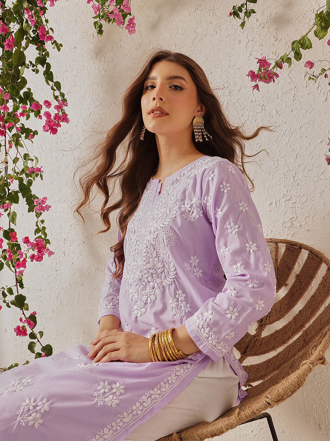 Lavender & White Cotton Floral Notch Neck Chikankari Kurta