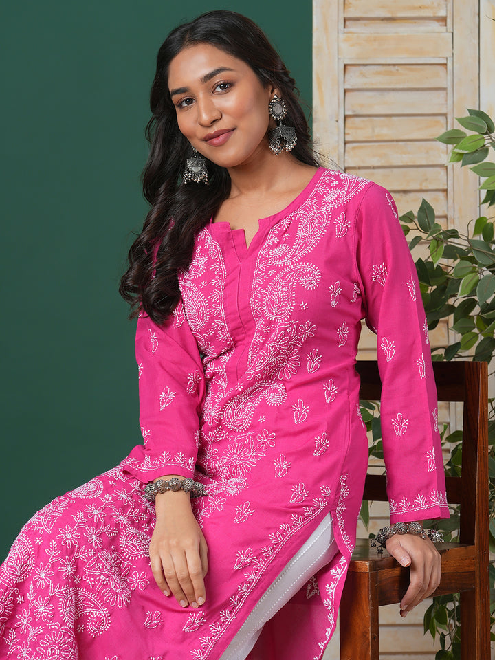 Hand Embroidered Lucknowi Chikankari Magenta &amp; White Cotton Kurta