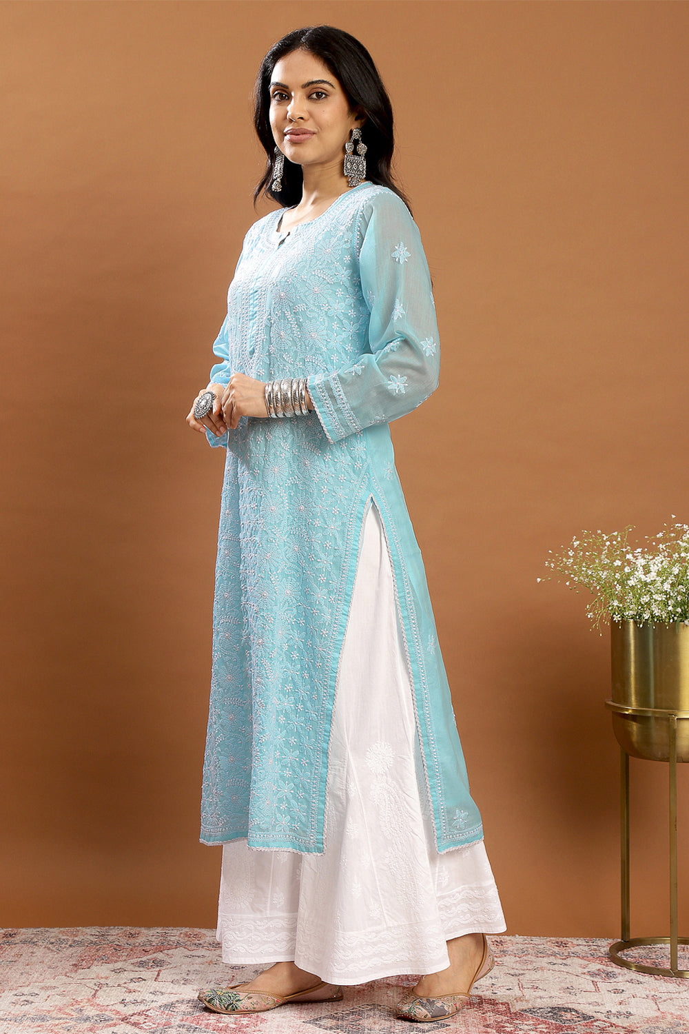 Blue-Mul-Cotton-Chikankari-Designer-Kurta-With-Slip