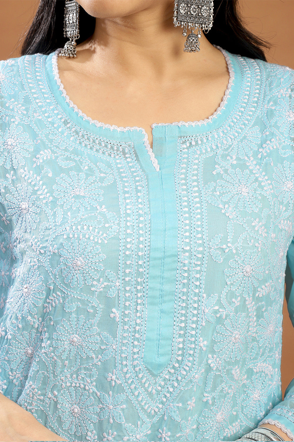 Blue-Mul-Cotton-Chikankari-Designer-Kurta-With-Slip