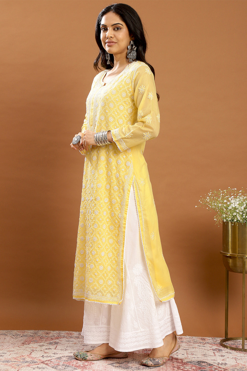 Yellow-Mul-Cotton-Chikankari-Designer-Kurta-With-Slip