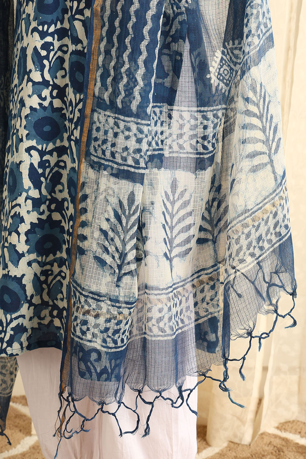 Indigo-Blue-Kota-Doria-Printed-Dupatta