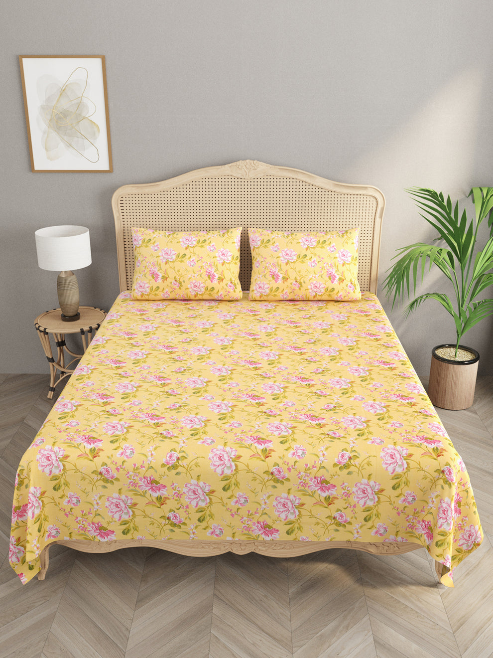 Yellow-Bedsheet-Set-Gift-Box-(Bedsheet-With-2-Pillow-Covers)