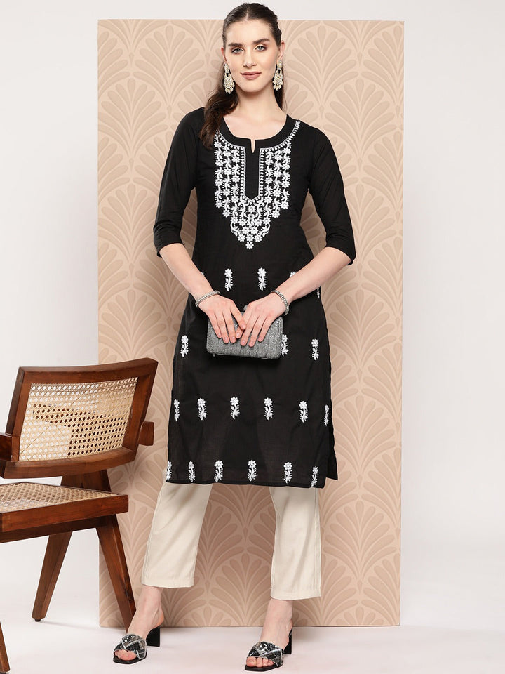 Black-Pure-Cotton-Floral-Embroidered-Kurta