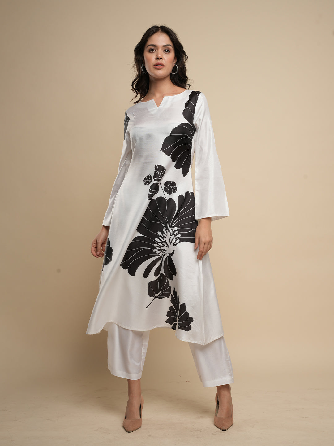 White-Silk-Blend--Floral-Printed-A-Line-2-Piece-Kurta-Set