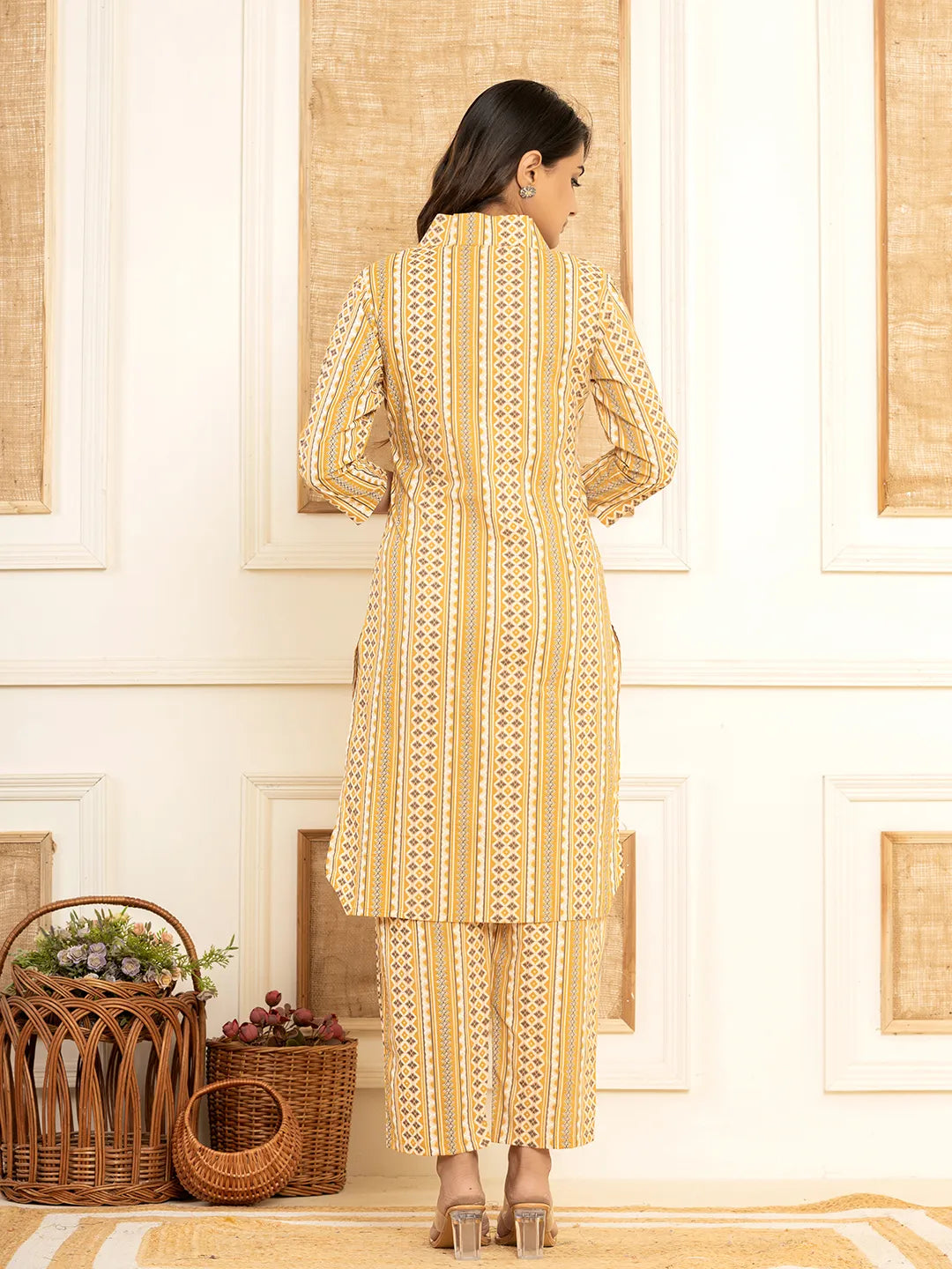 Mustard-Cotton-Ethnic-Motifs-Striped-Print-Co-Ord-Set