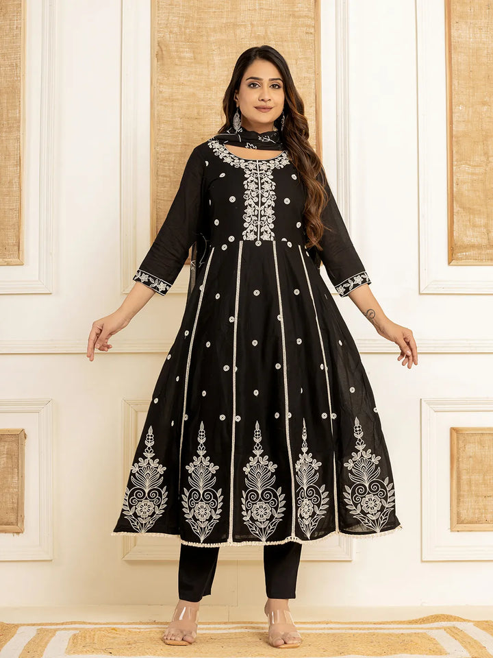 Black-Cotton-Embroidered-3-Piece-Kurta-Set