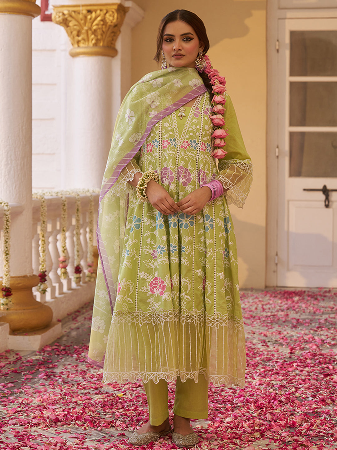 Green-Cotton-Floral-Embroidered-3-Piece-Kurta-Set