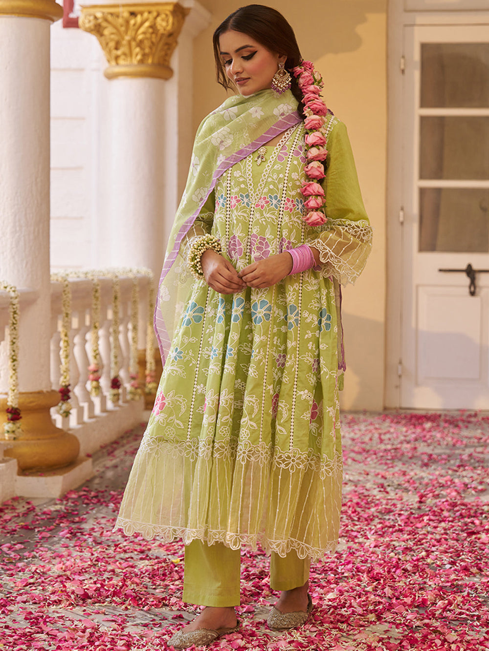 Green-Cotton-Floral-Embroidered-3-Piece-Kurta-Set