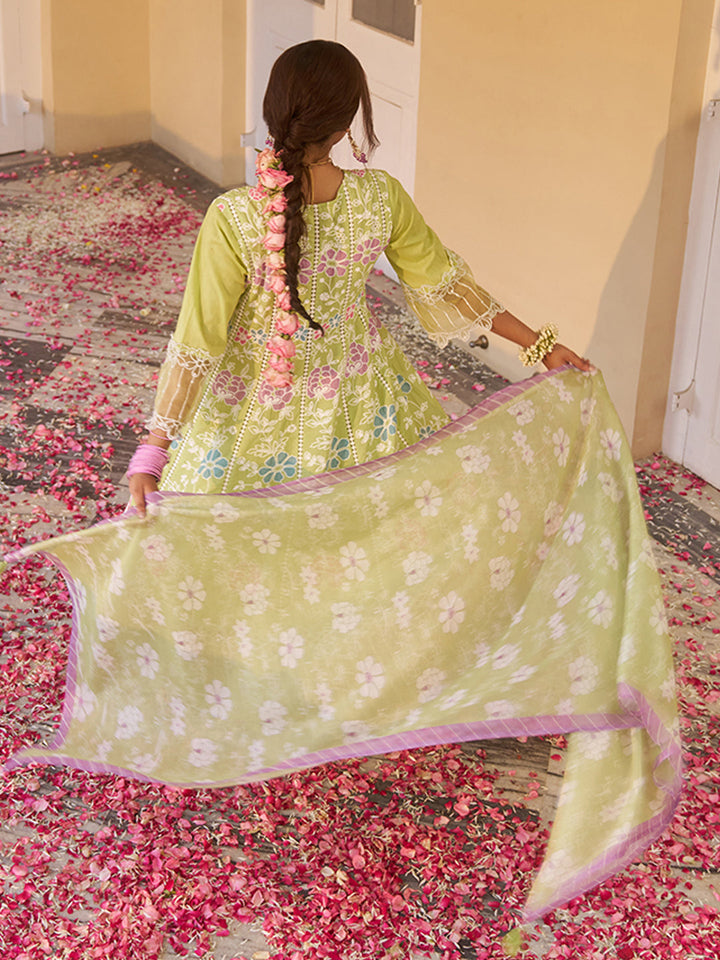 Green-Cotton-Floral-Embroidered-3-Piece-Kurta-Set