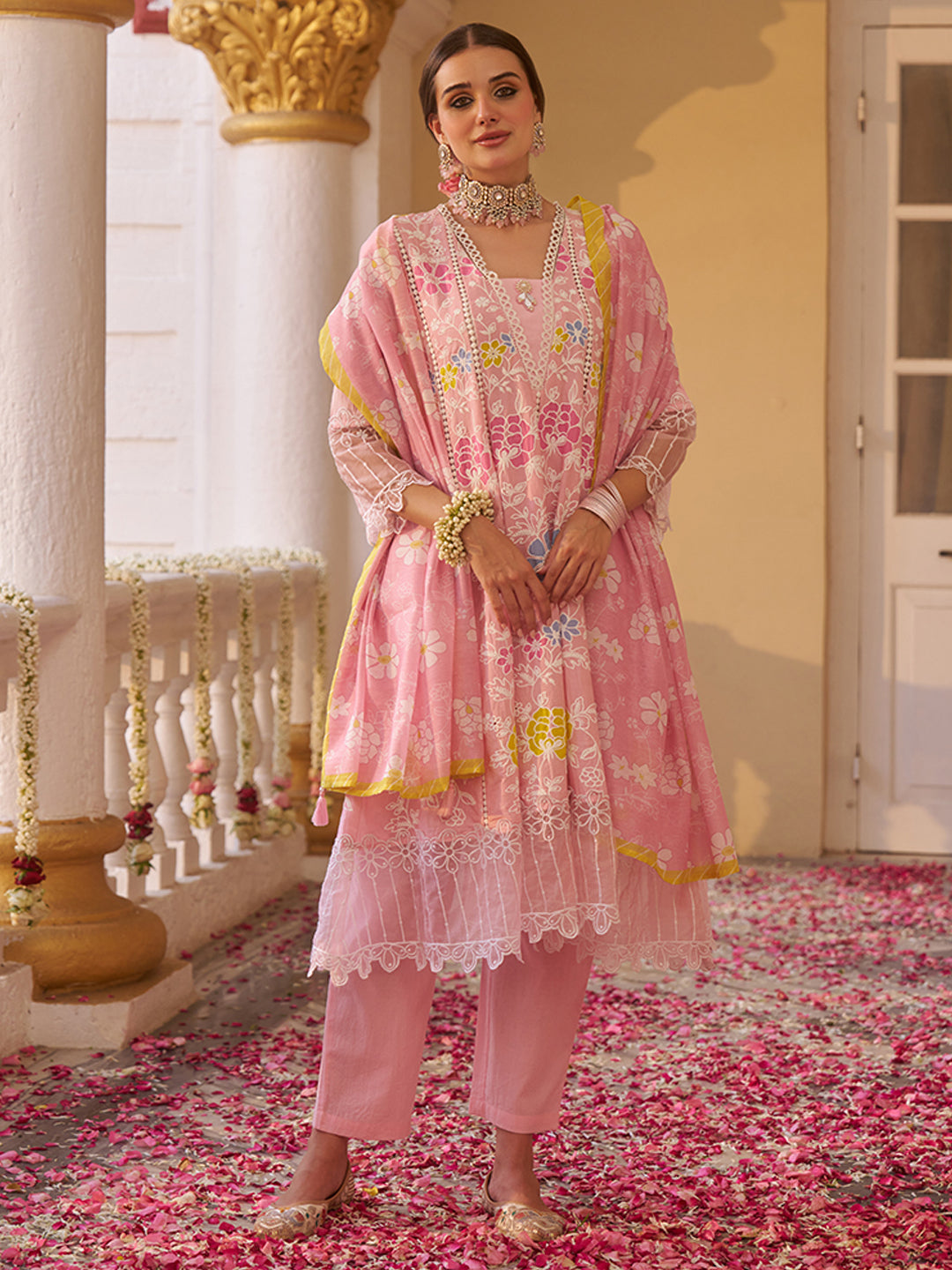 Pink-Cotton-Floral-Embroidered-3-Piece-Kurta-Set