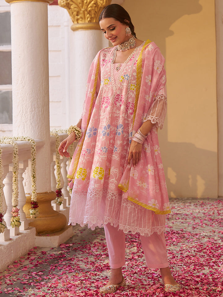 Pink-Cotton-Floral-Embroidered-3-Piece-Kurta-Set