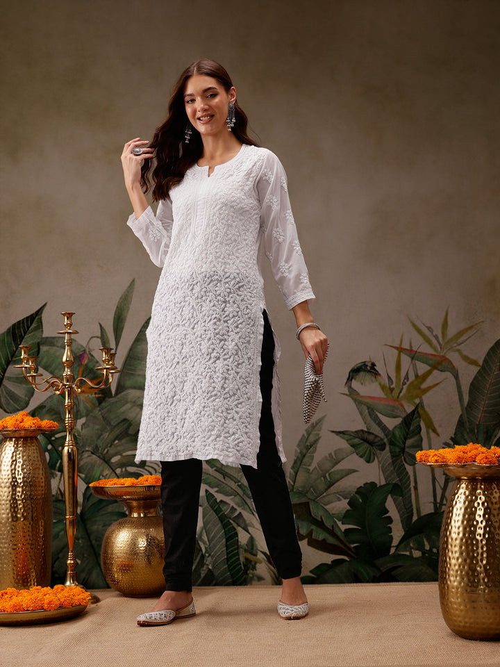 White Cotton Lucknowi Chikan Kurta