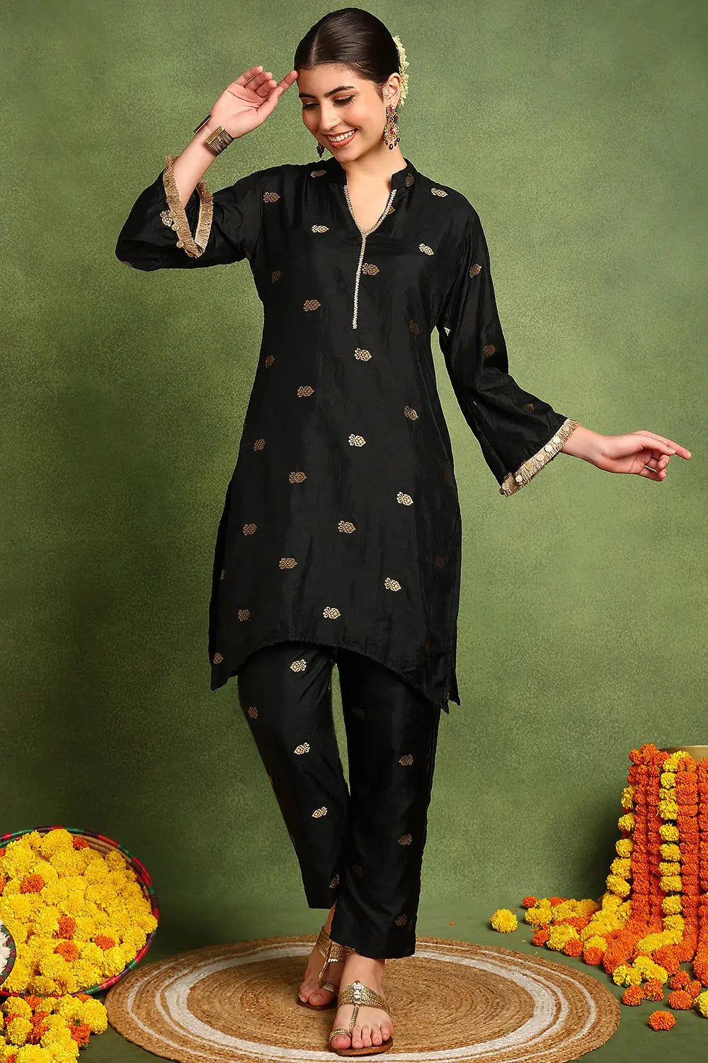 Black-Chanderi-Silk-Gold-Boota-Printed-2-Piece-Kurta-Set