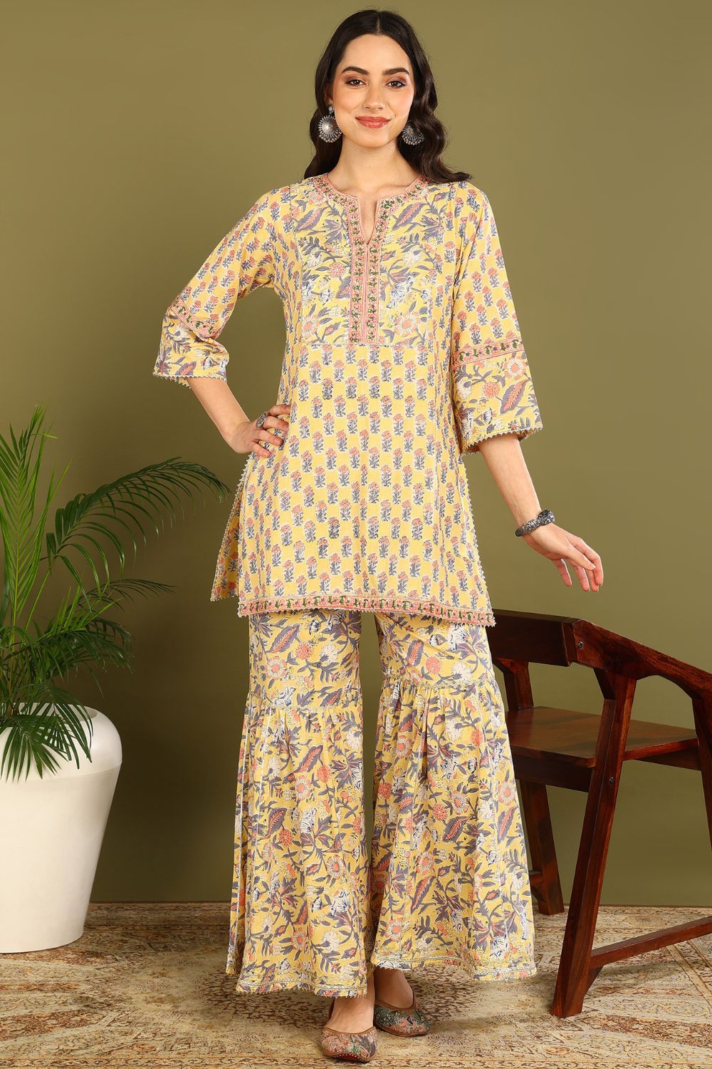 Yellow-Cotton-Sanganeri-3-Piece-Kurta-Set