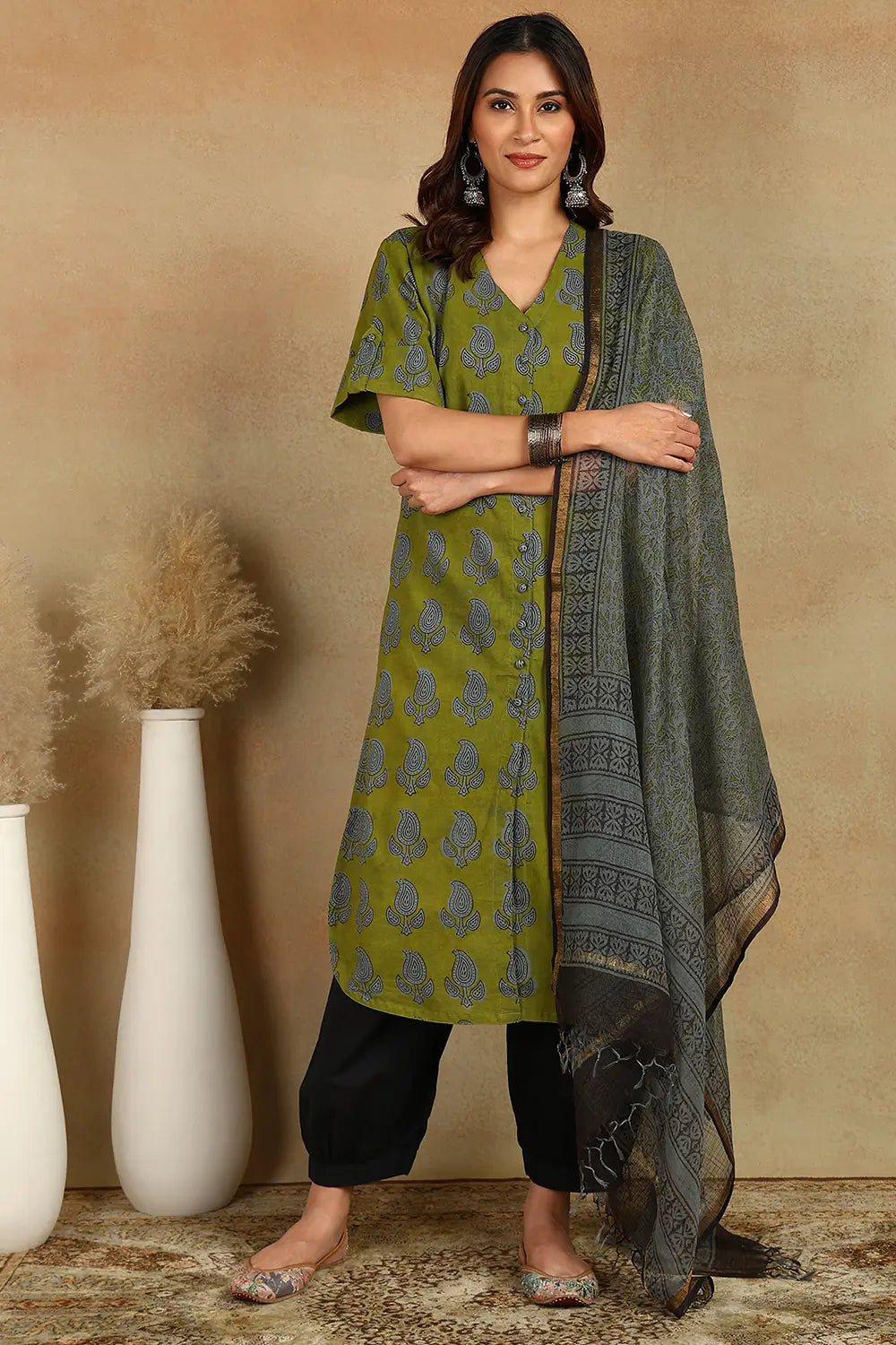 Bottle-Green-Cotton-Hand-Block-Printed-Bagru--Kurta