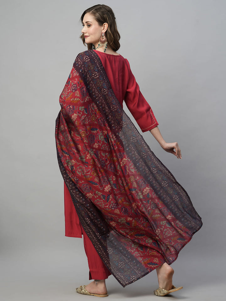 Maroon-Silk-Blend-Embroidered-3-Piece-Kurta-Set
