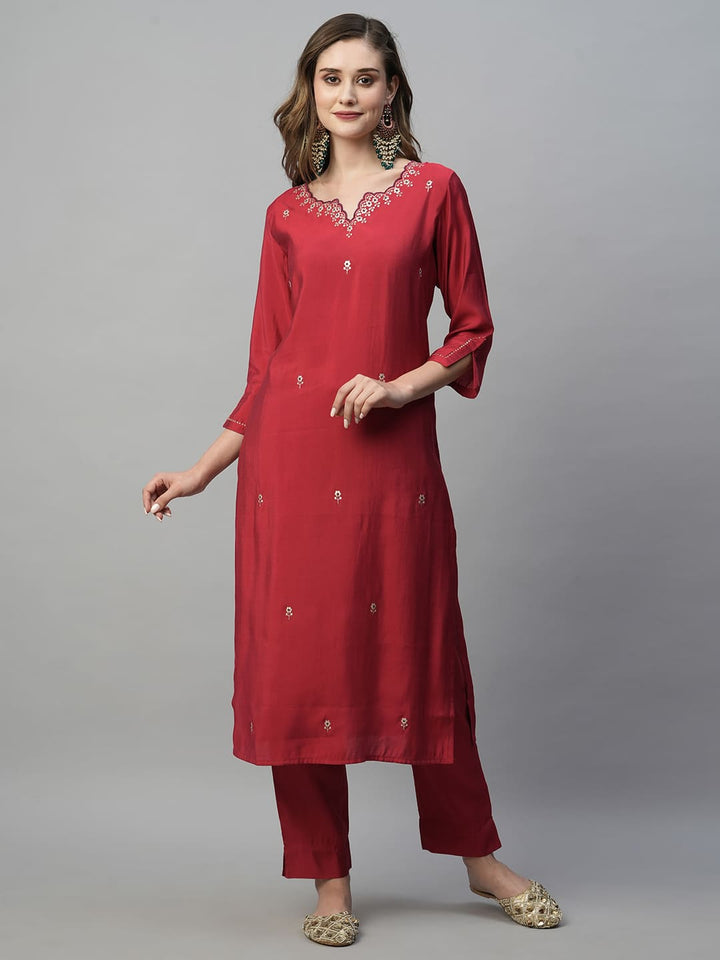 Maroon-Silk-Blend-Embroidered-3-Piece-Kurta-Set