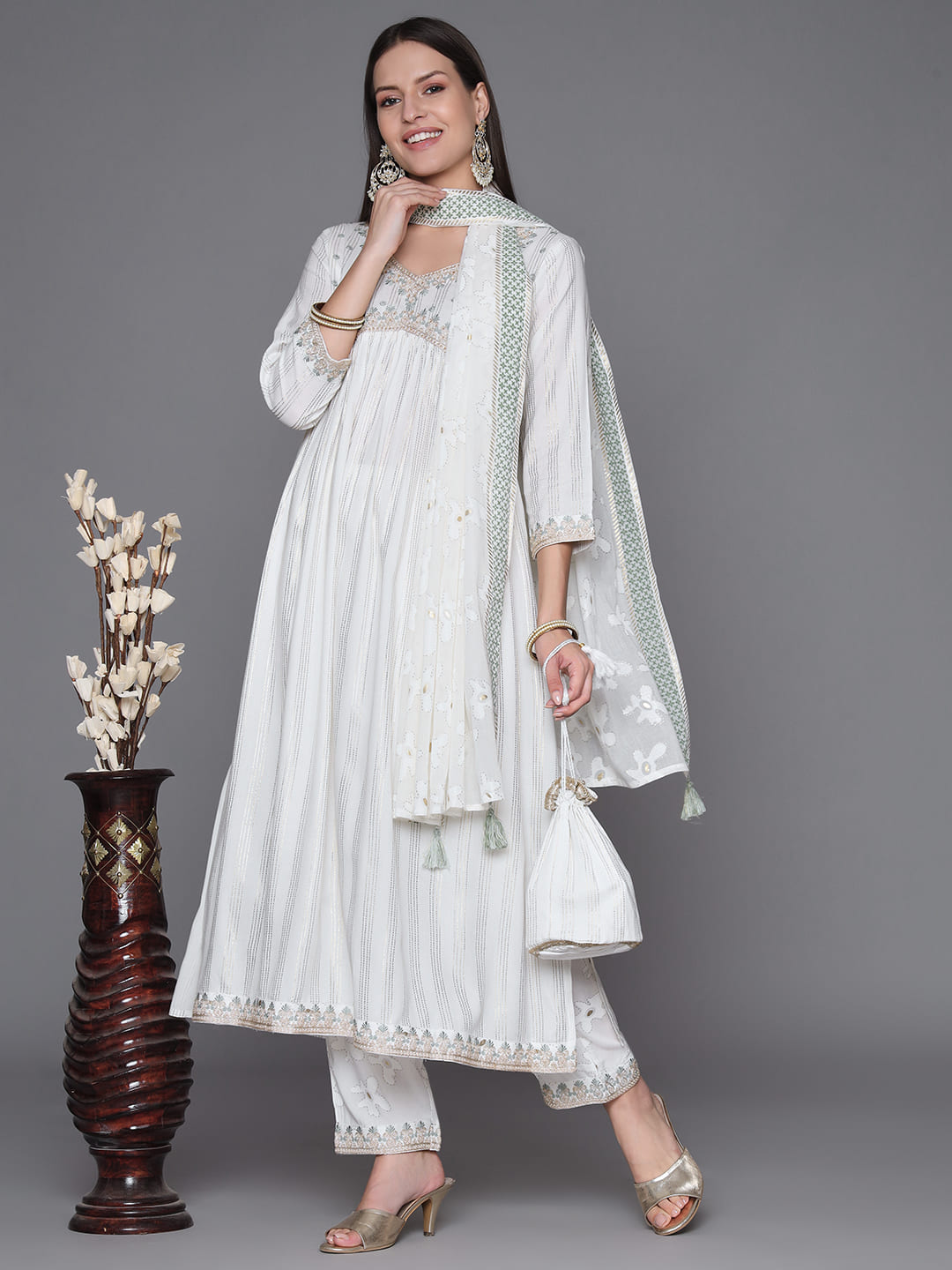White-Silk-Blend-Embroidered-Yoke-3-Piece-Kurta-Set