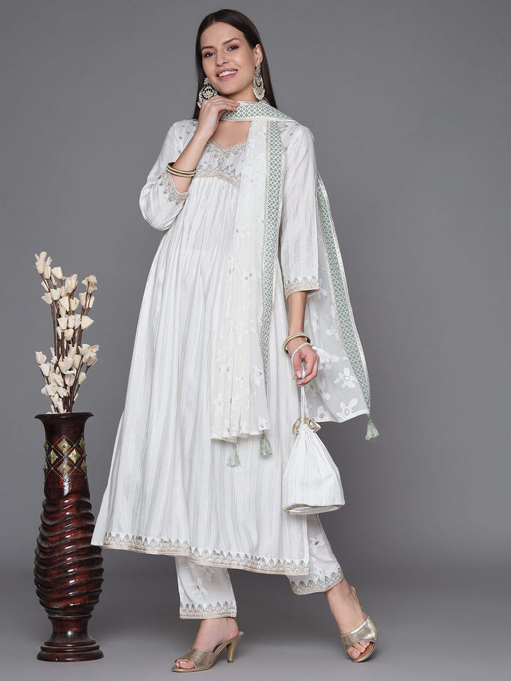 White-Silk-Blend-Embroidered-Yoke-3-Piece-Kurta-Set