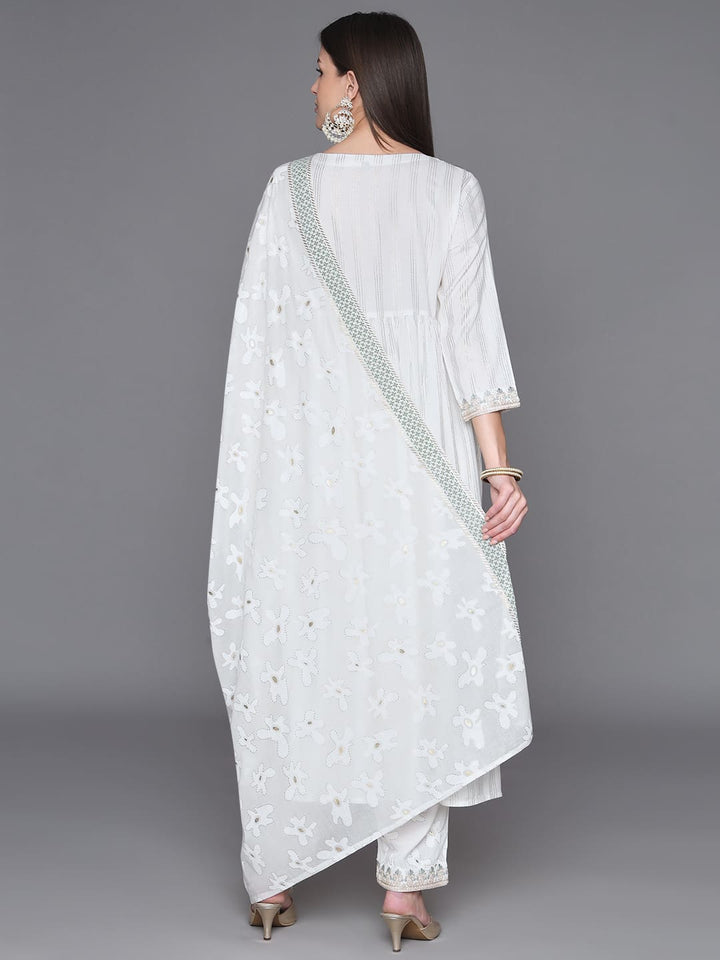 White-Silk-Blend-Embroidered-Yoke-3-Piece-Kurta-Set
