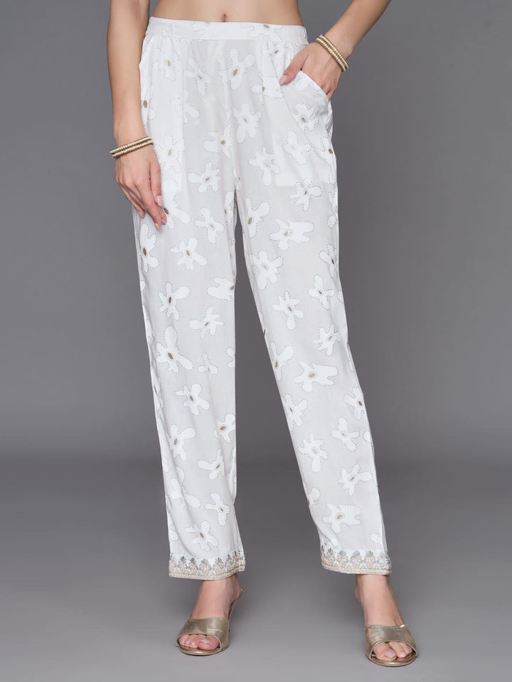 White-Silk-Blend-Embroidered-Yoke-3-Piece-Kurta-Set
