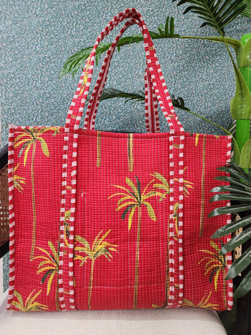 Red-Jute-Handblock-Printed-Quilted-Tote-Bag-Without-Zip