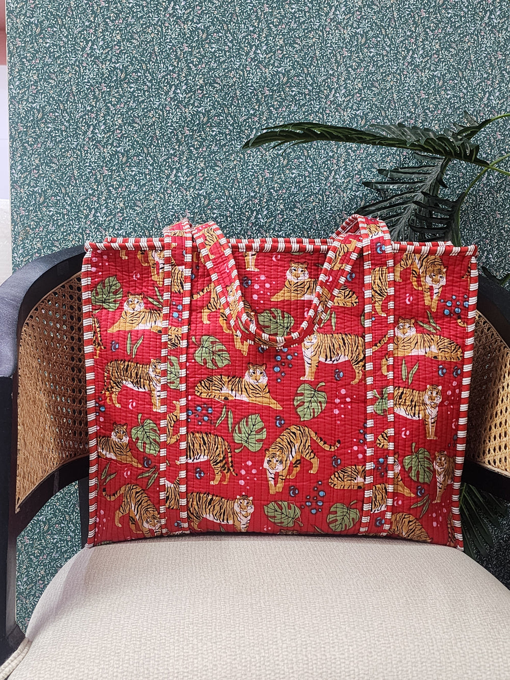 Red-Jute-Handblock-Printed-Tote-Bag-With-Concealed-Zip