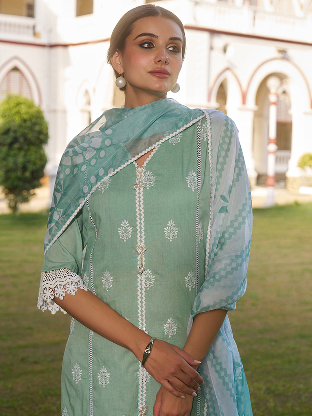 Sea-Green-Cotton-Floral-Embroidered-3-Piece-Kurta-Set