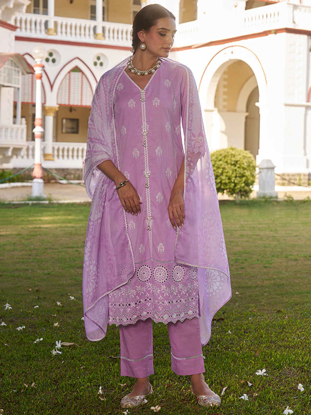 Lavender-Cotton-Floral-Embroidered-3-Piece-Kurta-Set