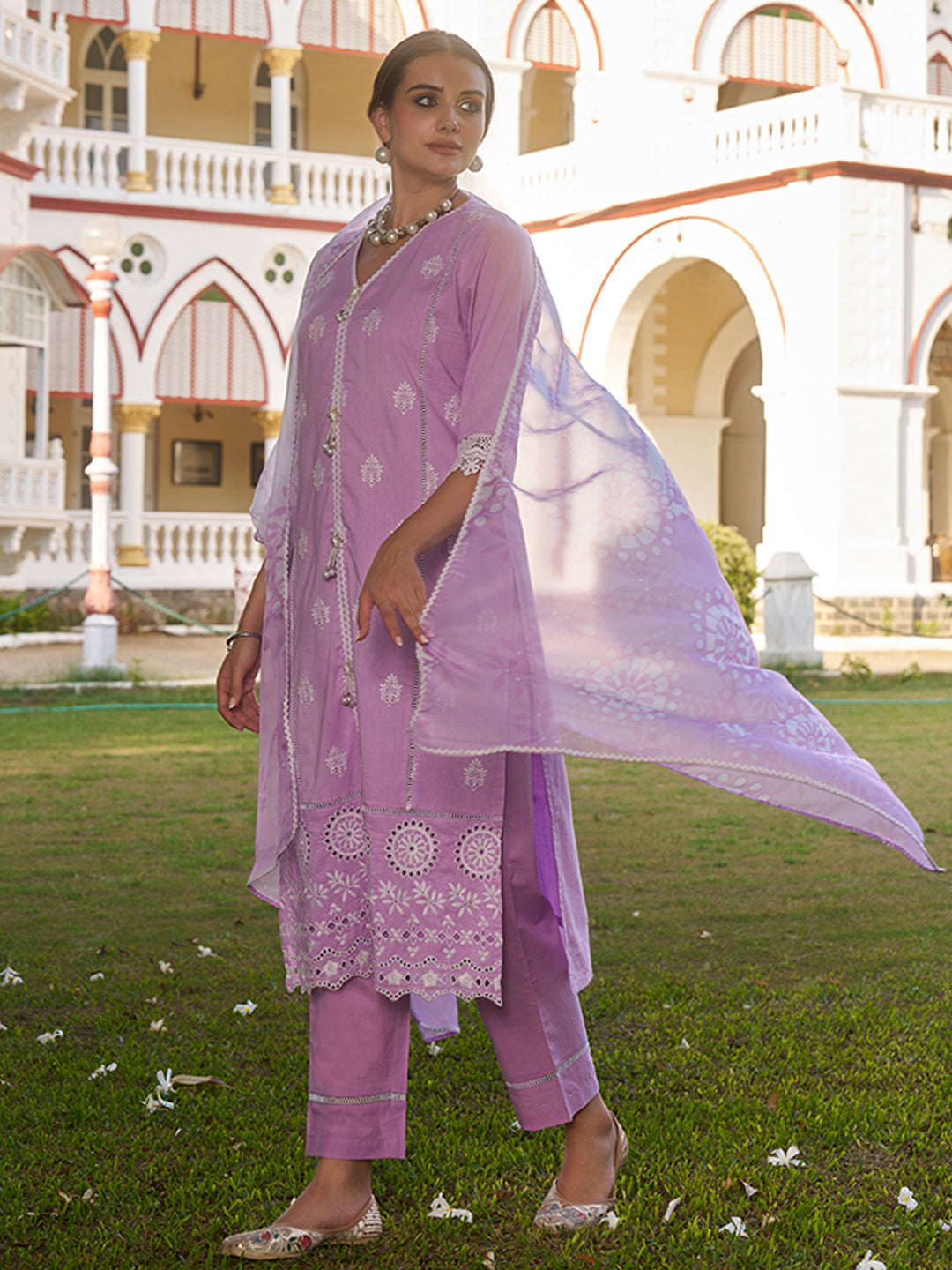 Lavender-Cotton-Floral-Embroidered-3-Piece-Kurta-Set