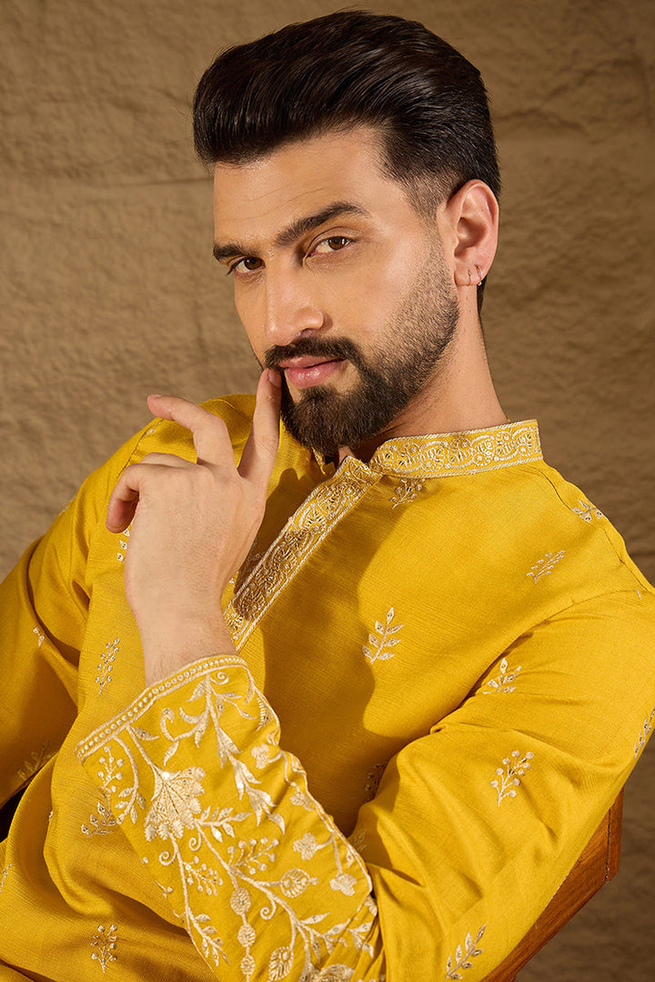 Mens Yellow Vertican Solid Embroidered Straight Kurta